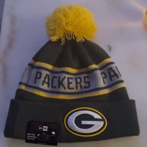 NFL Packers Kids Pom Beanie - Green and Gold